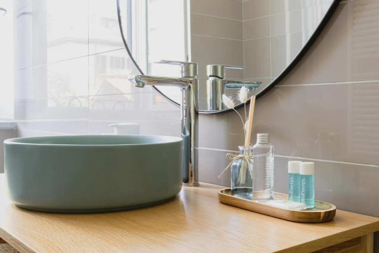 Apartment Easylife - Romantico Appartamento Sui Navigli Milan