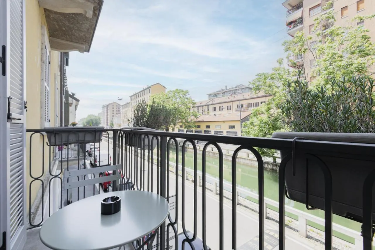 Easylife - Romantico Appartamento Sui Navigli Milan